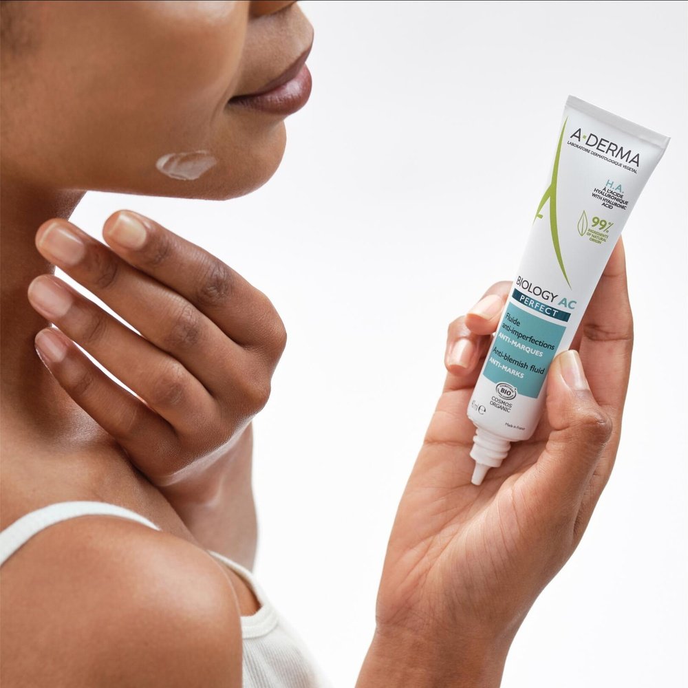 a derma – biology ac pefect fluide anti imperfections anti marques – 40ml a derma – biology ac pefect fluide anti imperfections anti marques – 40ml