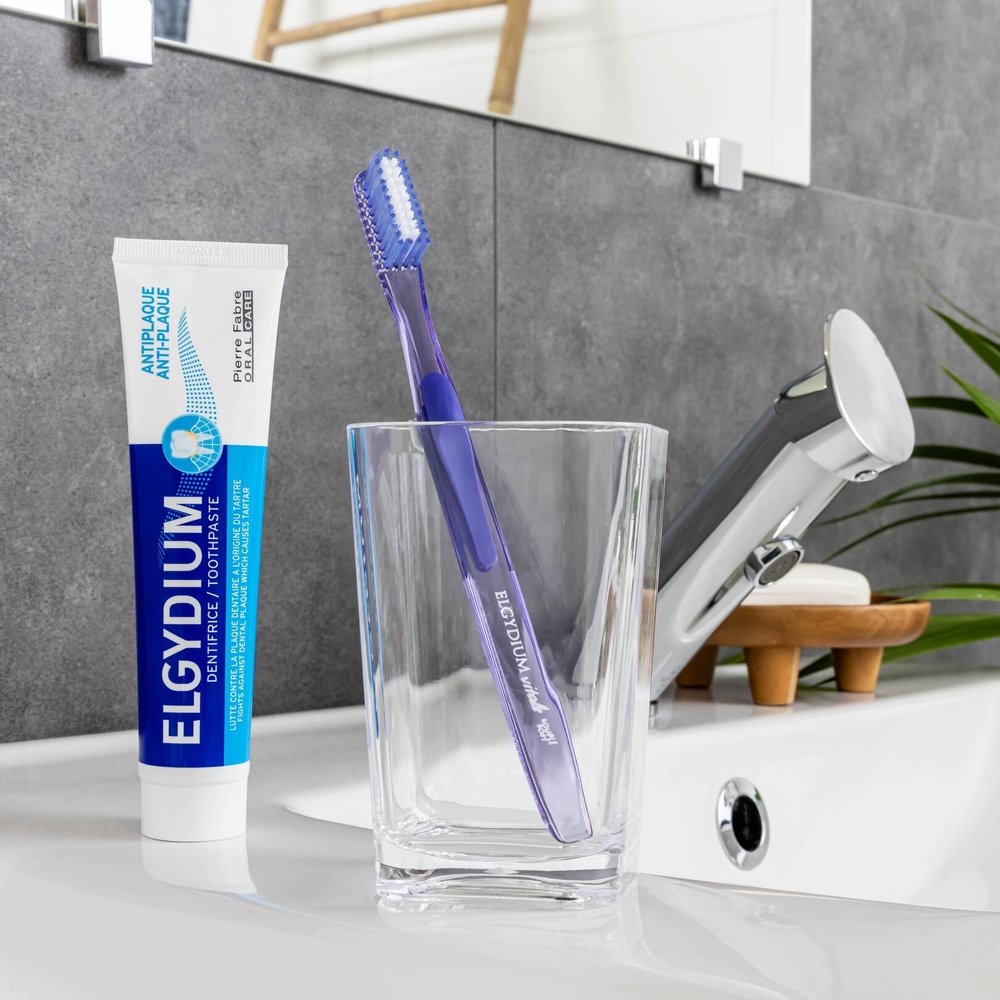 elgydium – brosse a dents vitale souple – 1u elgydium – brosse a dents vitale souple – 1u