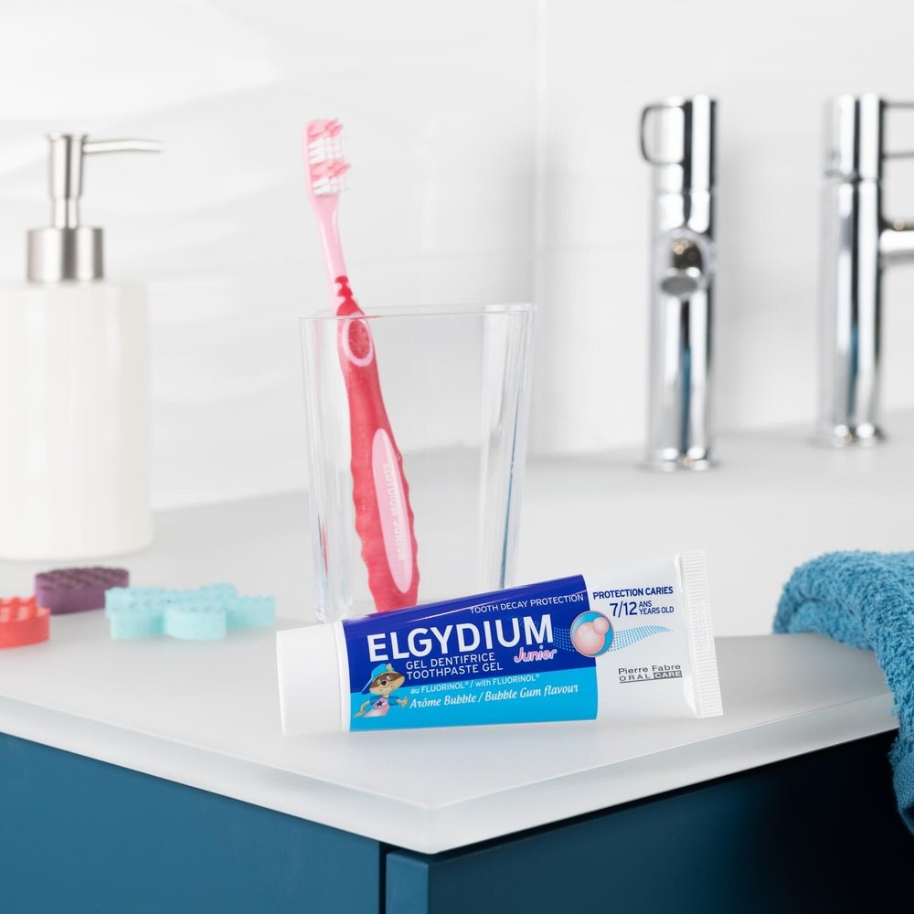 elgydium – dentifrice junior bubble 7 12ans protection caries – 50ml elgydium – dentifrice junior bubble 7 12ans protection caries – 50ml